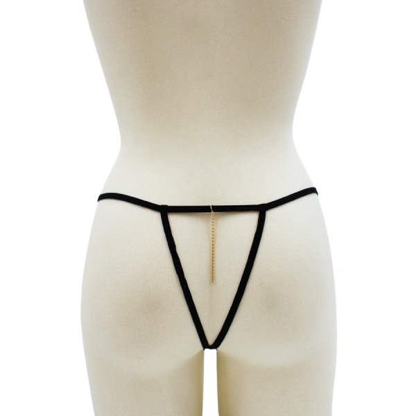 String noir en dentelle avec bijou et chaîne dorée 